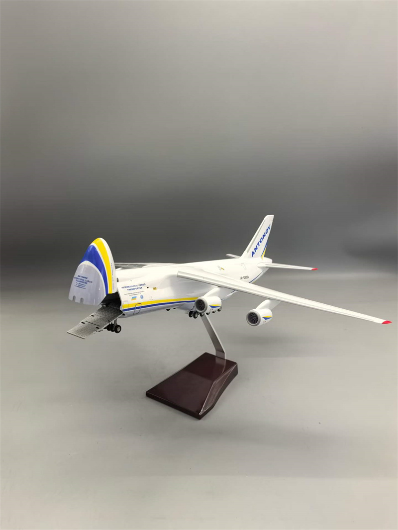 1/165 Ukraine An-124 Transport – Model Kit Ukraine Bewertung und Preis